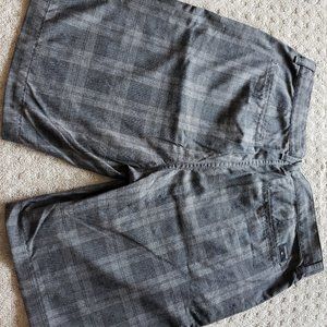 Quicksilver Flat Front Casual Shorts in EUC